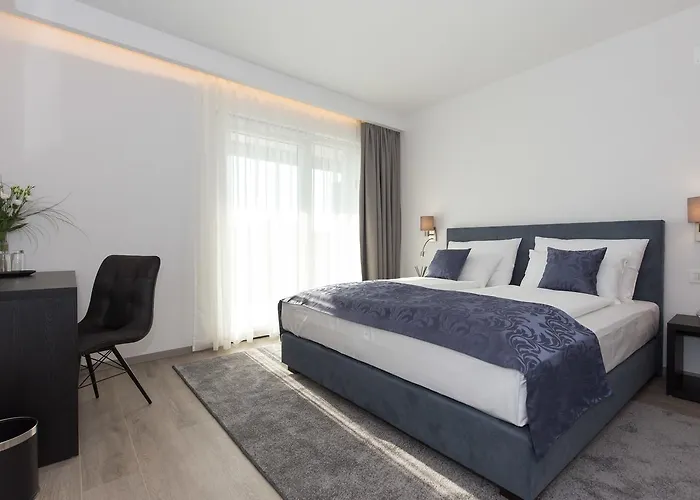 Pansion Leggero 4*