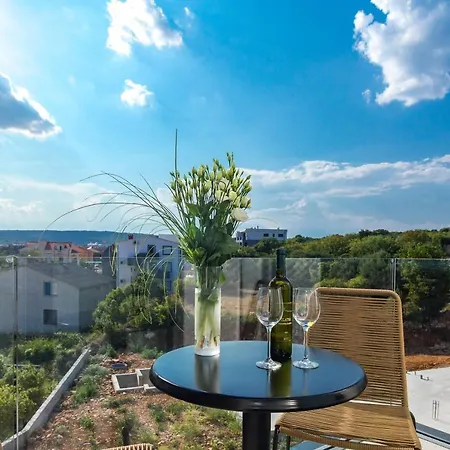 فندق مبيت وإفطار Pansion Leggero 4*